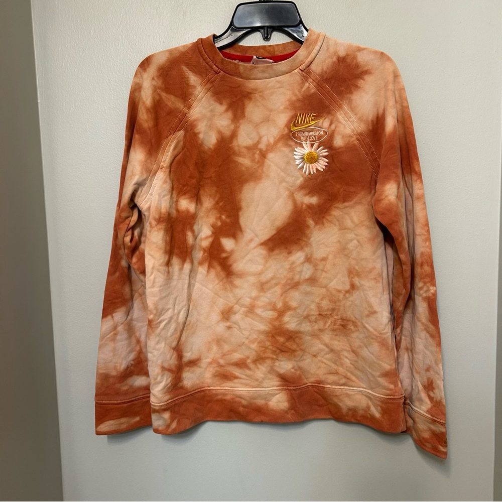 Nike Tie Dye Have A Nike Day Embroidered Daisy Sweatshirt XL‎ Youth Beaverton